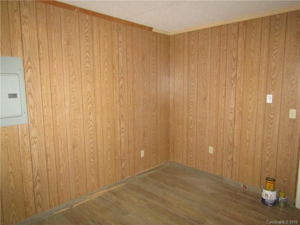 591 Quail Cove Road, Unit 23 Clyde, NC 28721 - Photo 4 of 11