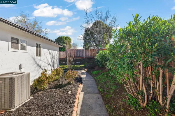 $774,900 | 5555 Maryland Drive, Concord, CA 94521