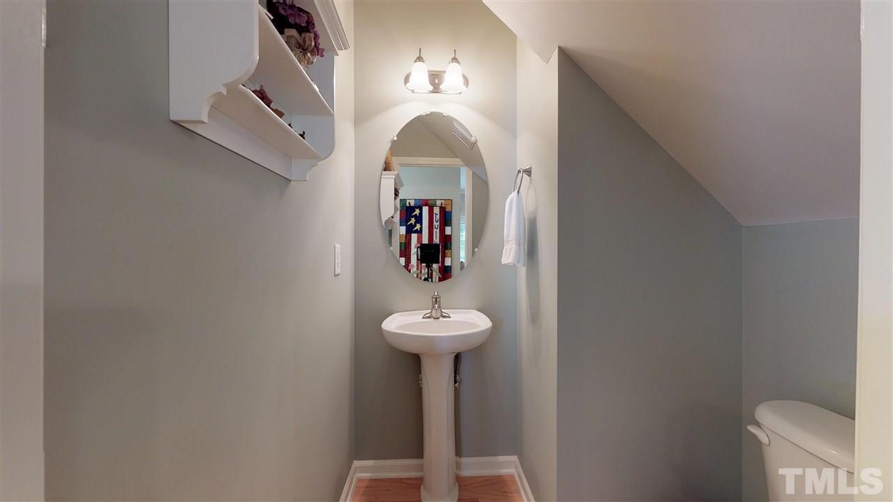 8214 Shadow Stone Court Raleigh, NC 27613 - Photo 11 of 30