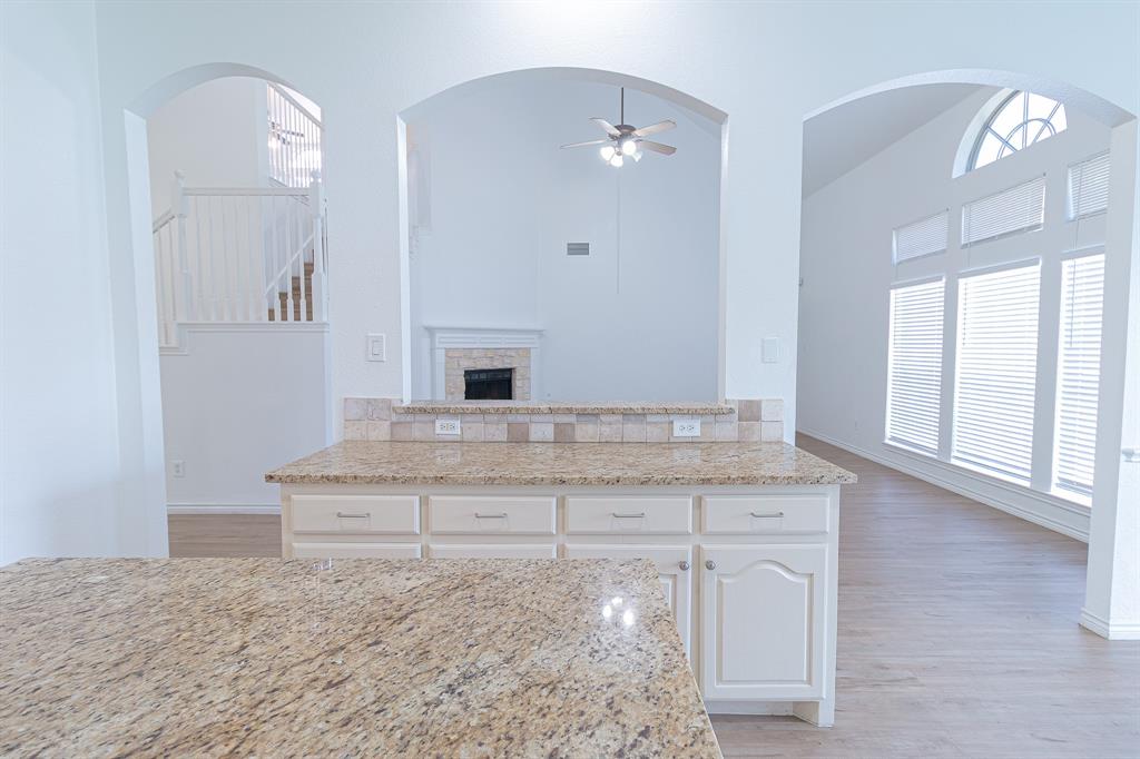 819 Redbud Drive Allen, TX 75002 - Photo 11 of 27