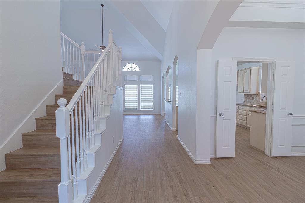 819 Redbud Drive Allen, TX 75002 - Photo 2 of 27