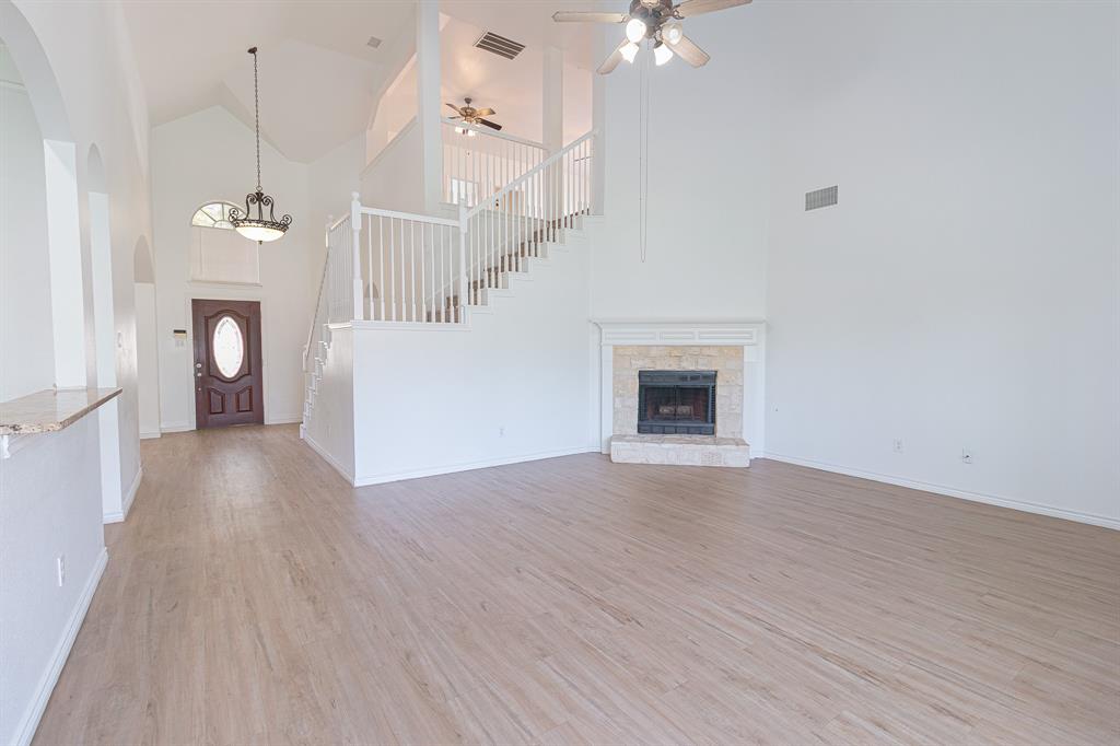 819 Redbud Drive Allen, TX 75002 - Photo 6 of 27