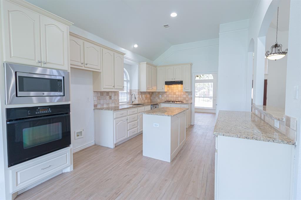 819 Redbud Drive Allen, TX 75002 - Photo 10 of 27