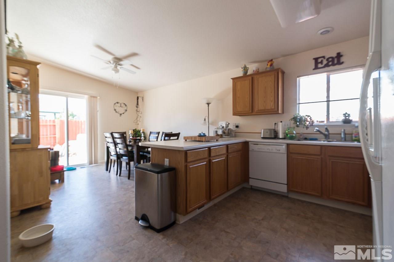 17815 Journey Court Reno, NV 89508 - Photo 4 of 11 Photo 4