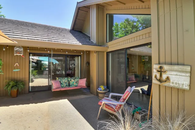 $589,500 | 1911 Discovery Village Lane, Gold River, CA 95670