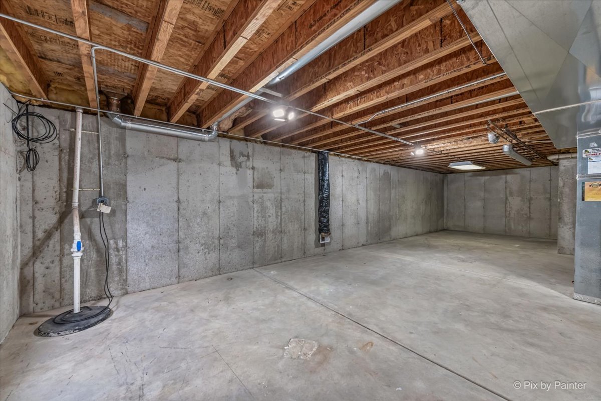 313 Market Street Genoa, IL 60135 - Photo 39 of 49 a view of an empty room