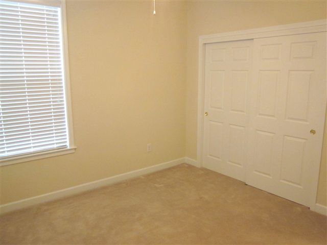 181 Life Style Lane, Unit RAVINES AT HOLLY CREEK Anderson, SC 29621 - Photo 13 of 21