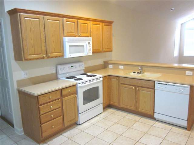 181 Life Style Lane, Unit RAVINES AT HOLLY CREEK Anderson, SC 29621 - Photo 8 of 21