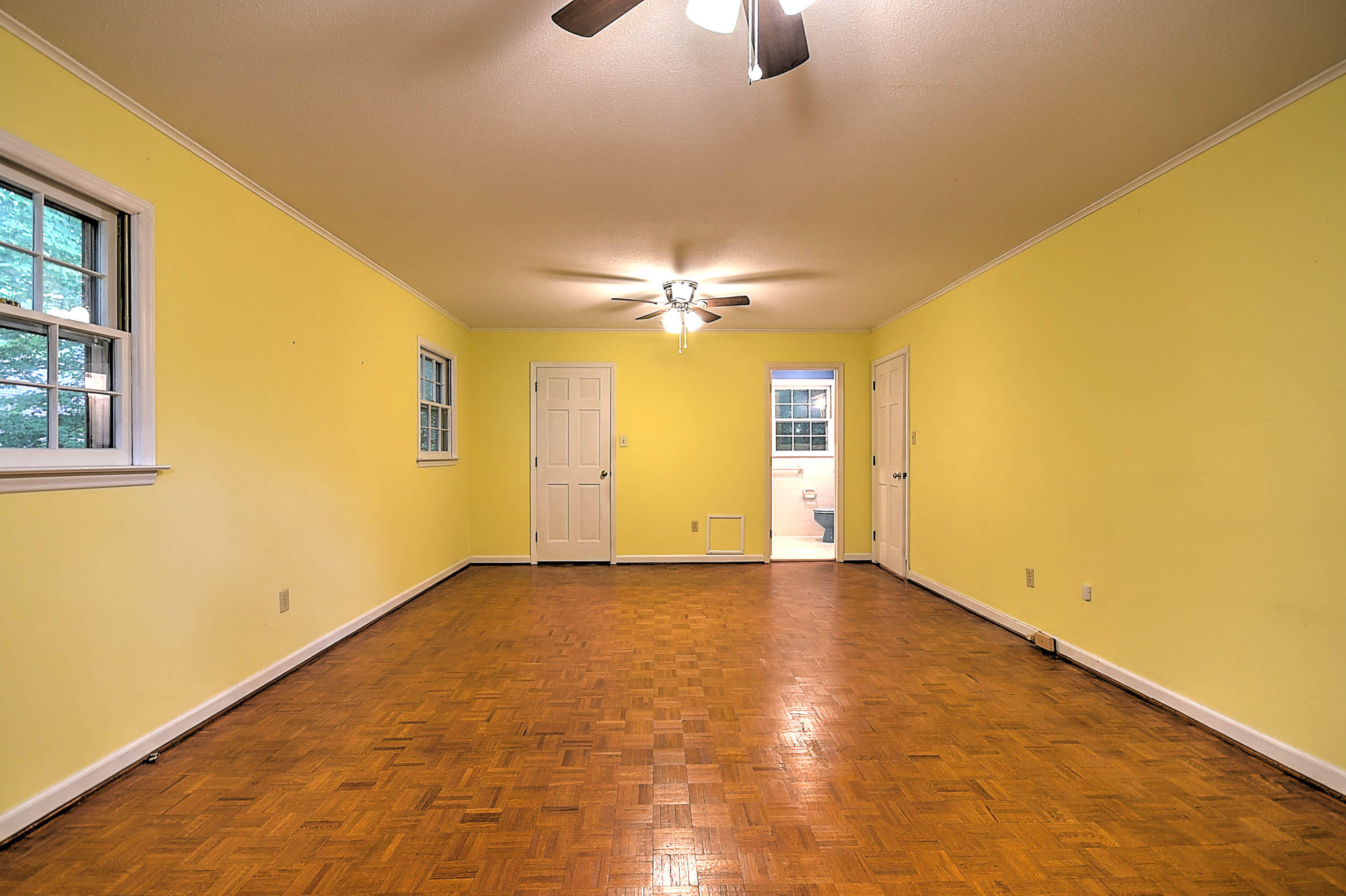 1405 King College Road Bristol, TN 37620 - Photo 28 of 57 King College-30