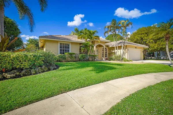 $5,000 | 2963 Werwood Court, Wellington, FL 33414