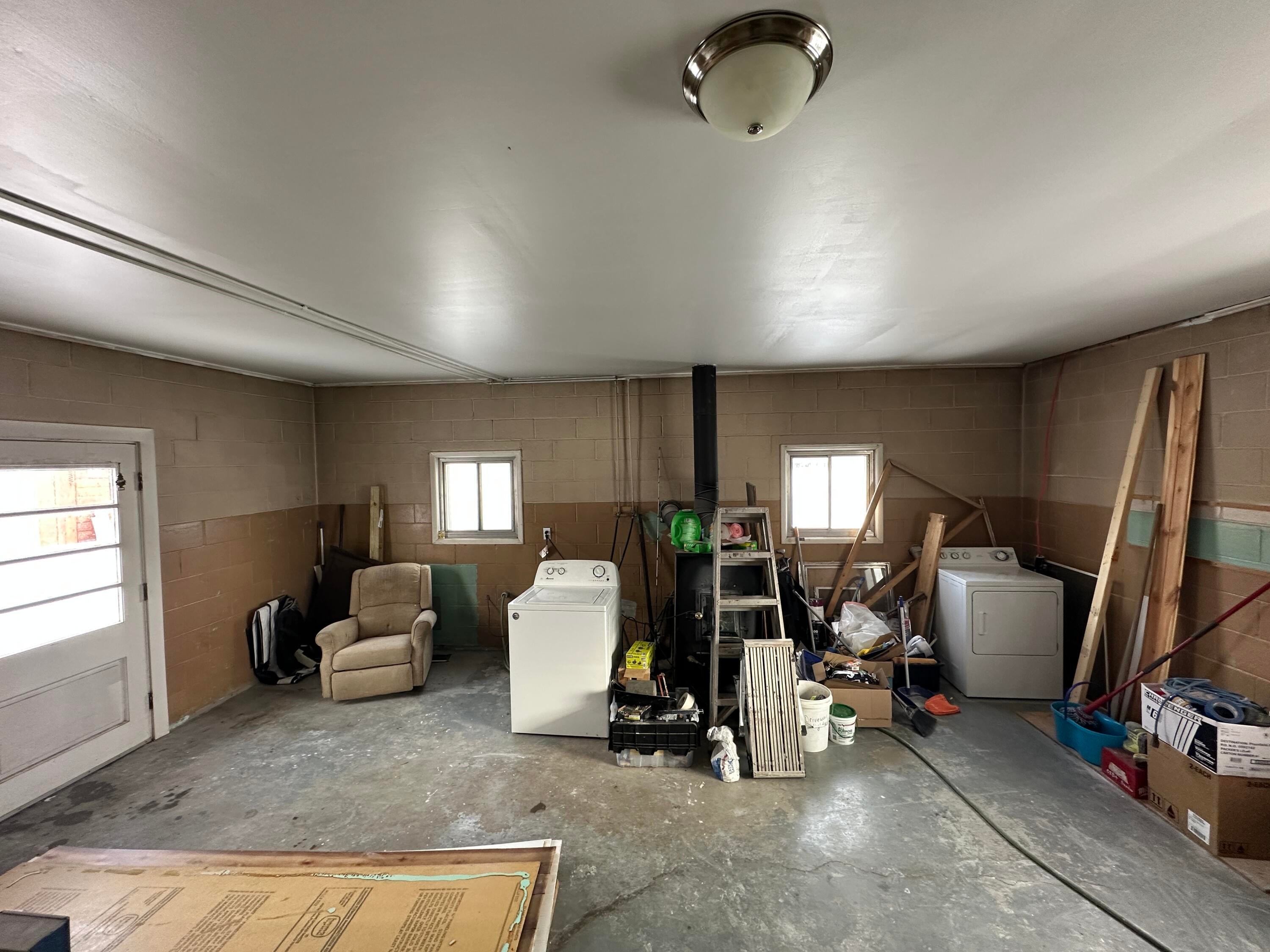 3360 French Road Alpena, MI 49707 - Photo 19 of 23 mudroom-utility room