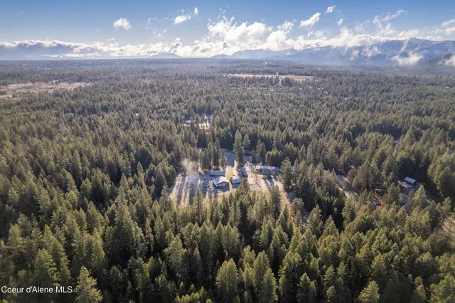 $615,000 | 325 Al's Welding Road, Spirit Lake, ID 83869