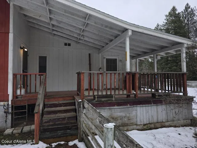 $615,000 | 325 Al's Welding Road, Spirit Lake, ID 83869