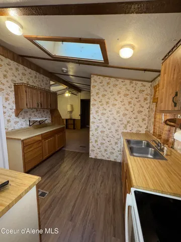 $615,000 | 325 Al's Welding Road, Spirit Lake, ID 83869