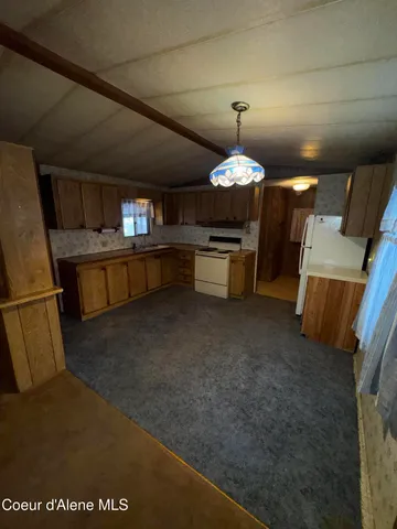 $615,000 | 325 Al's Welding Road, Spirit Lake, ID 83869