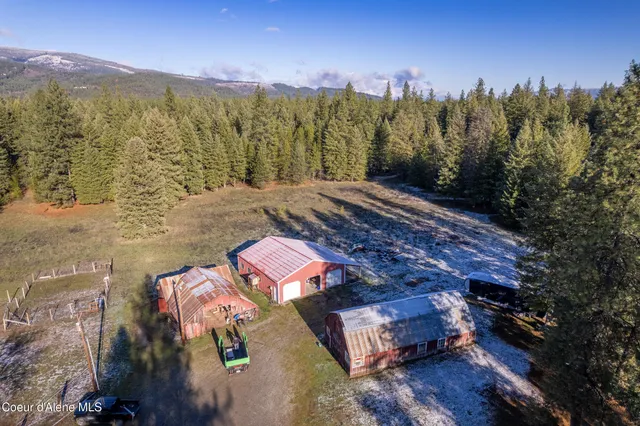 $615,000 | 325 Al's Welding Road, Spirit Lake, ID 83869
