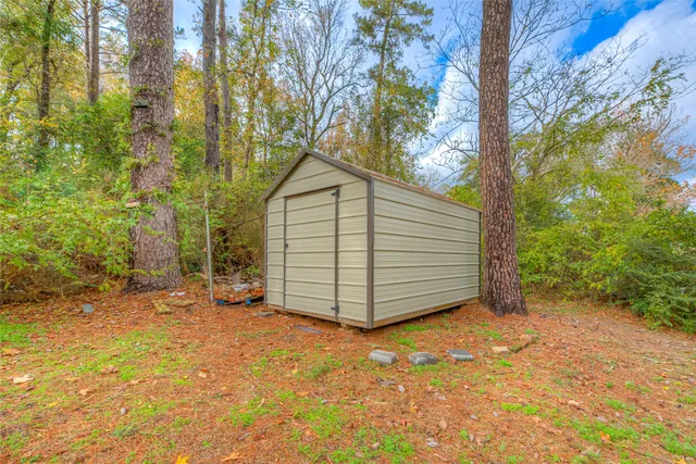 $925 | 204 South Pitzer Street, Colmesneil, TX 75938