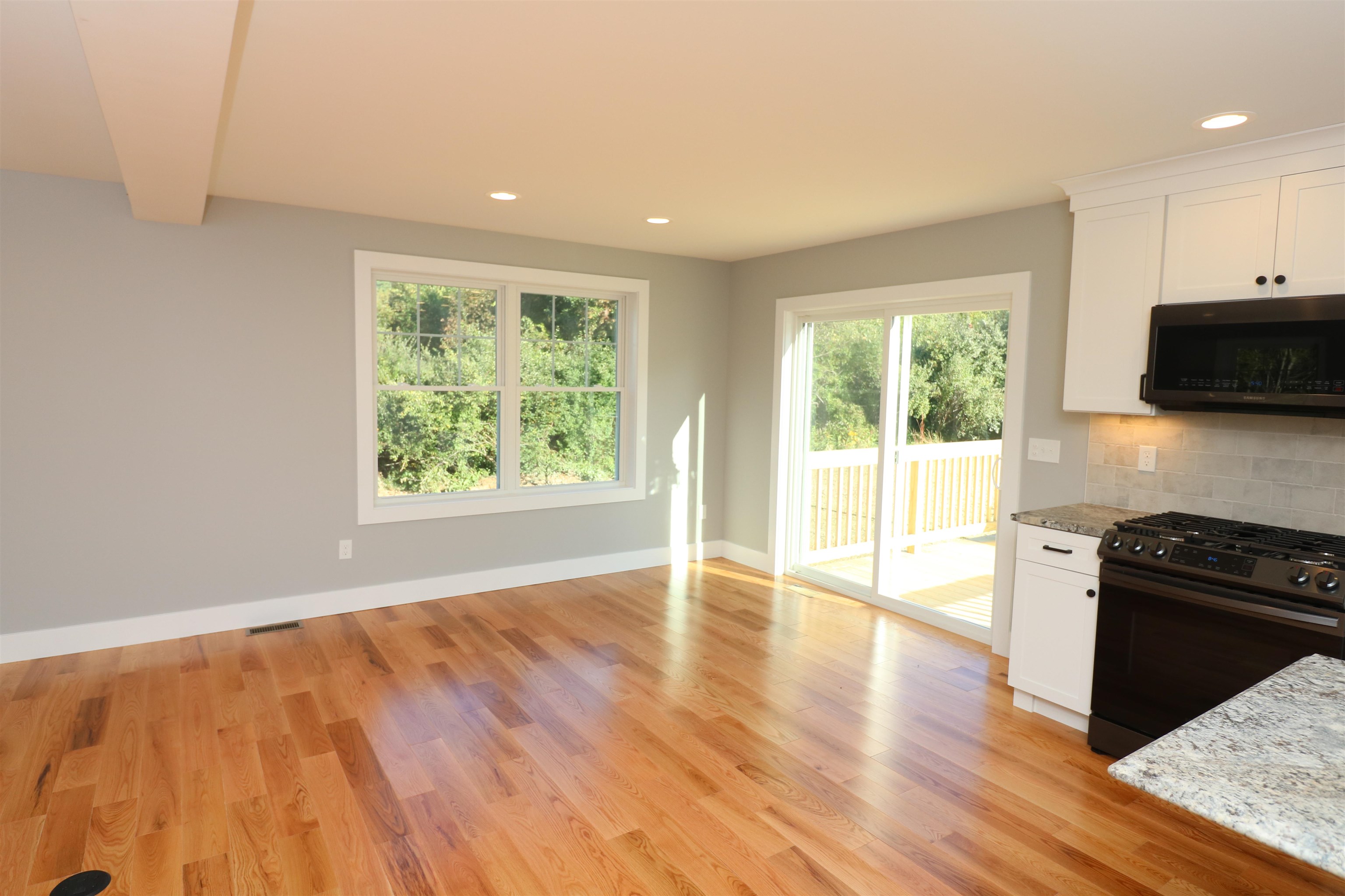 112 Kelsey Road, Unit 4 Nottingham, NH 03290 - Photo 19 of 35 Gallery Image 19