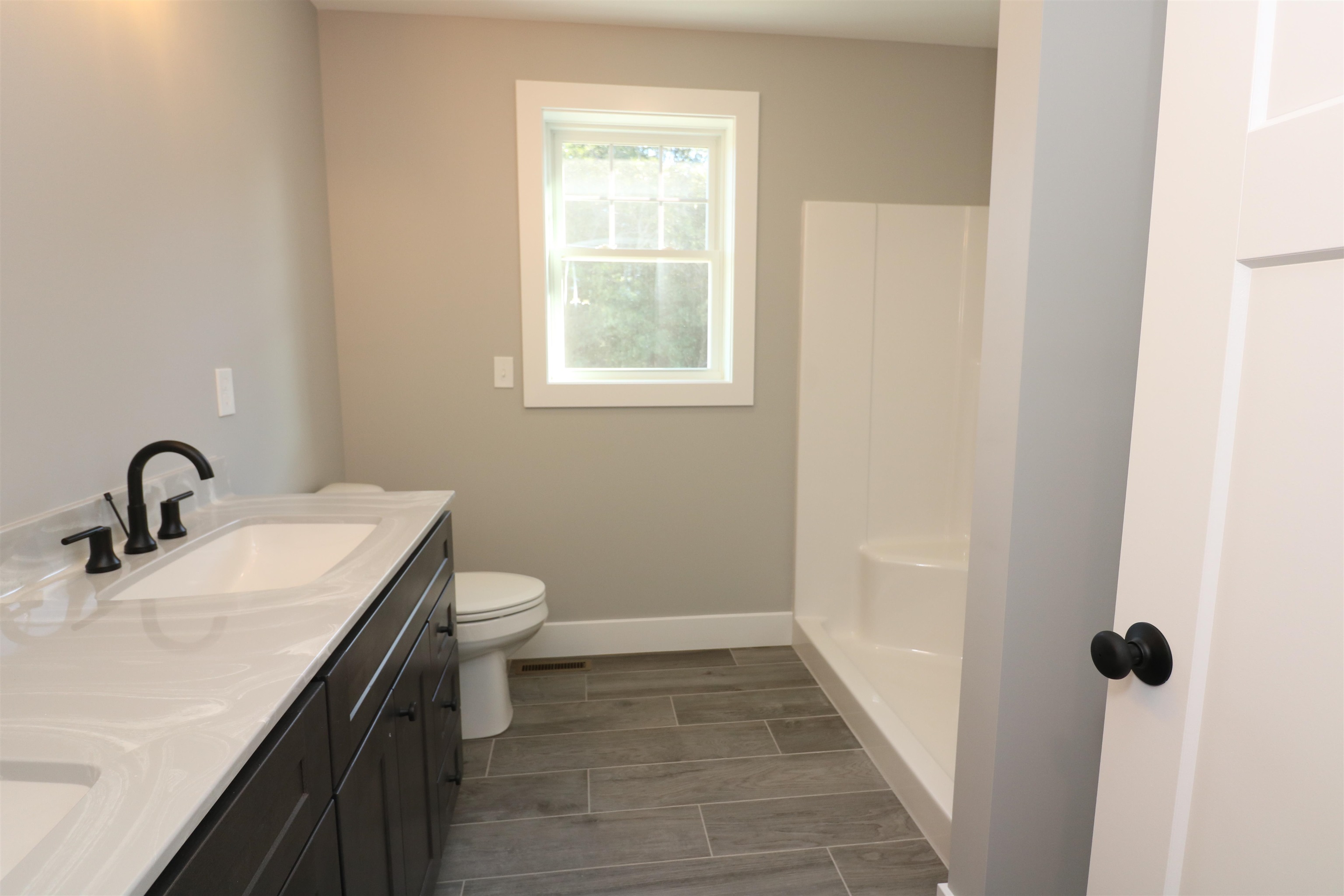 112 Kelsey Road, Unit 4 Nottingham, NH 03290 - Photo 32 of 35 Gallery Image 32