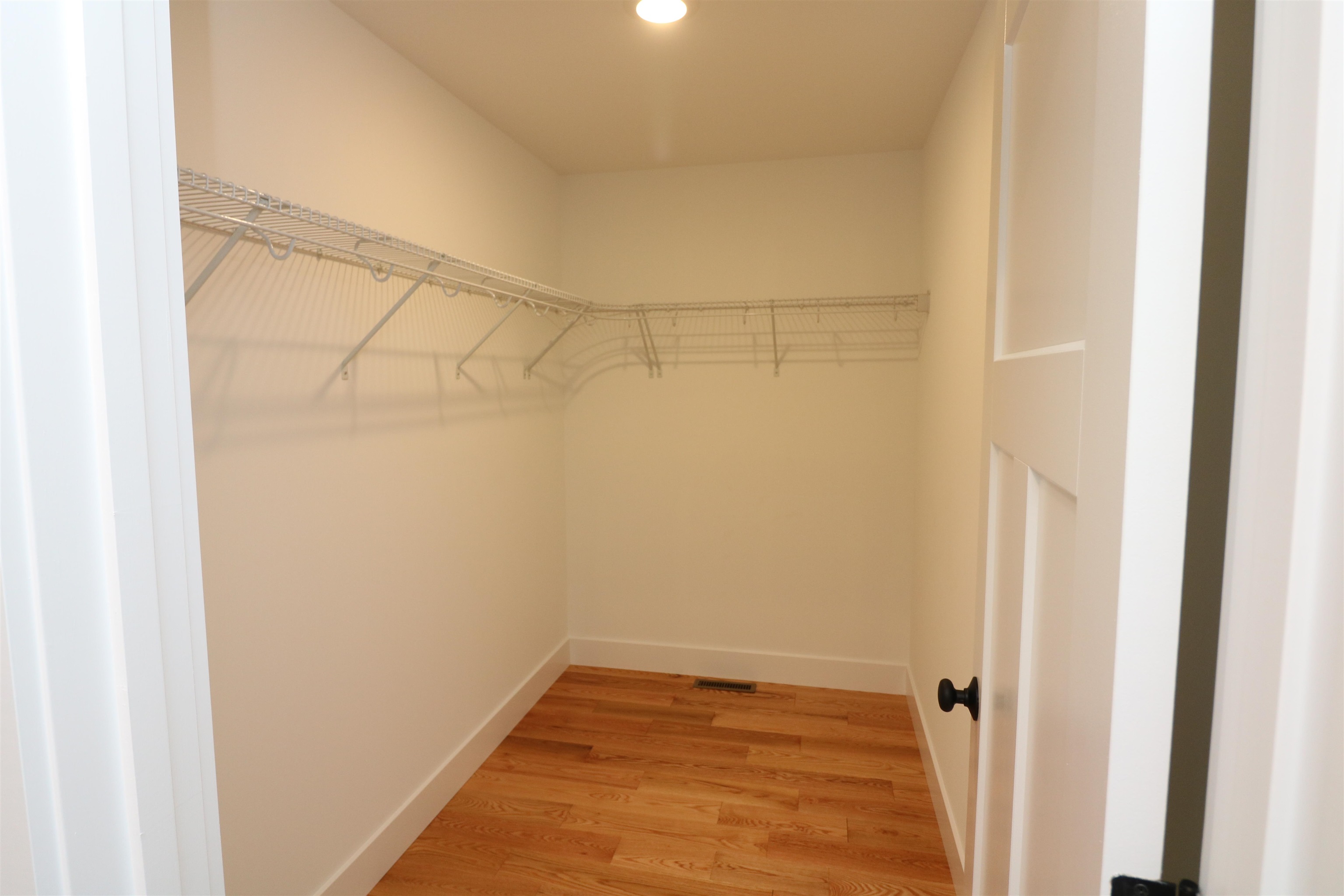 112 Kelsey Road, Unit 4 Nottingham, NH 03290 - Photo 34 of 35 Gallery Image 34