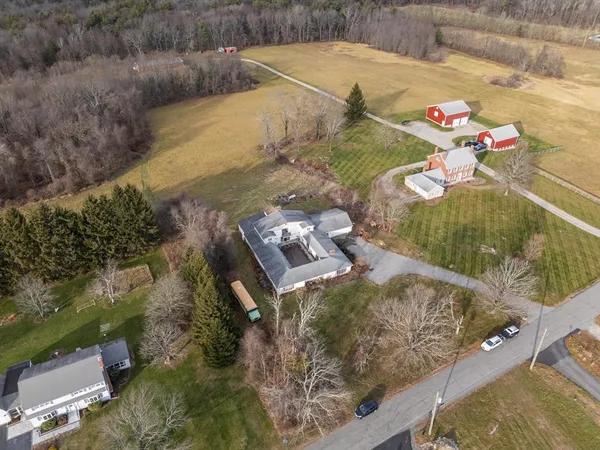 $849,000 | 186 8 Lots Road, Sutton, MA 01590