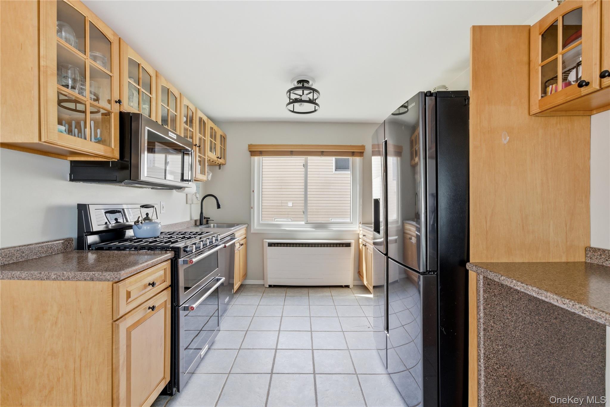107 East Shore Road Lindenhurst, NY 11757 - Photo 21 of 36