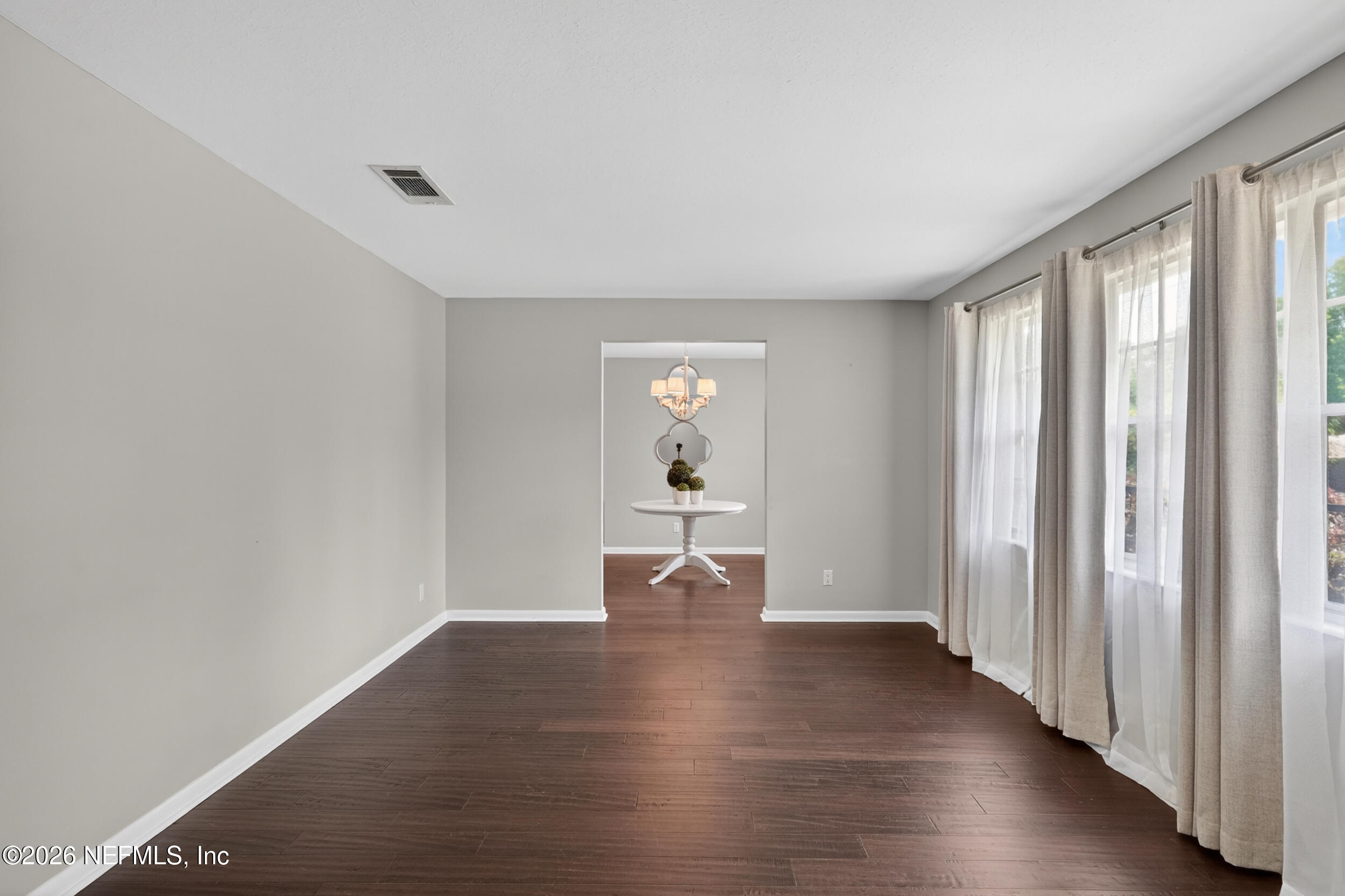 717 Estates Cove Road Jacksonville, FL 32221 - Photo 13 of 37 Front living