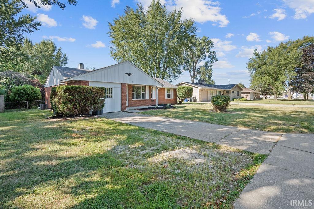 2103 West Jefferson Street Kokomo, IN 46901 - Photo 3 of 22