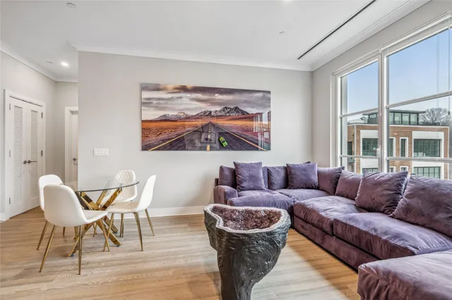 $875,000 | 100 Garvies Point Road, Unit 1327, Glen Cove, NY 11542