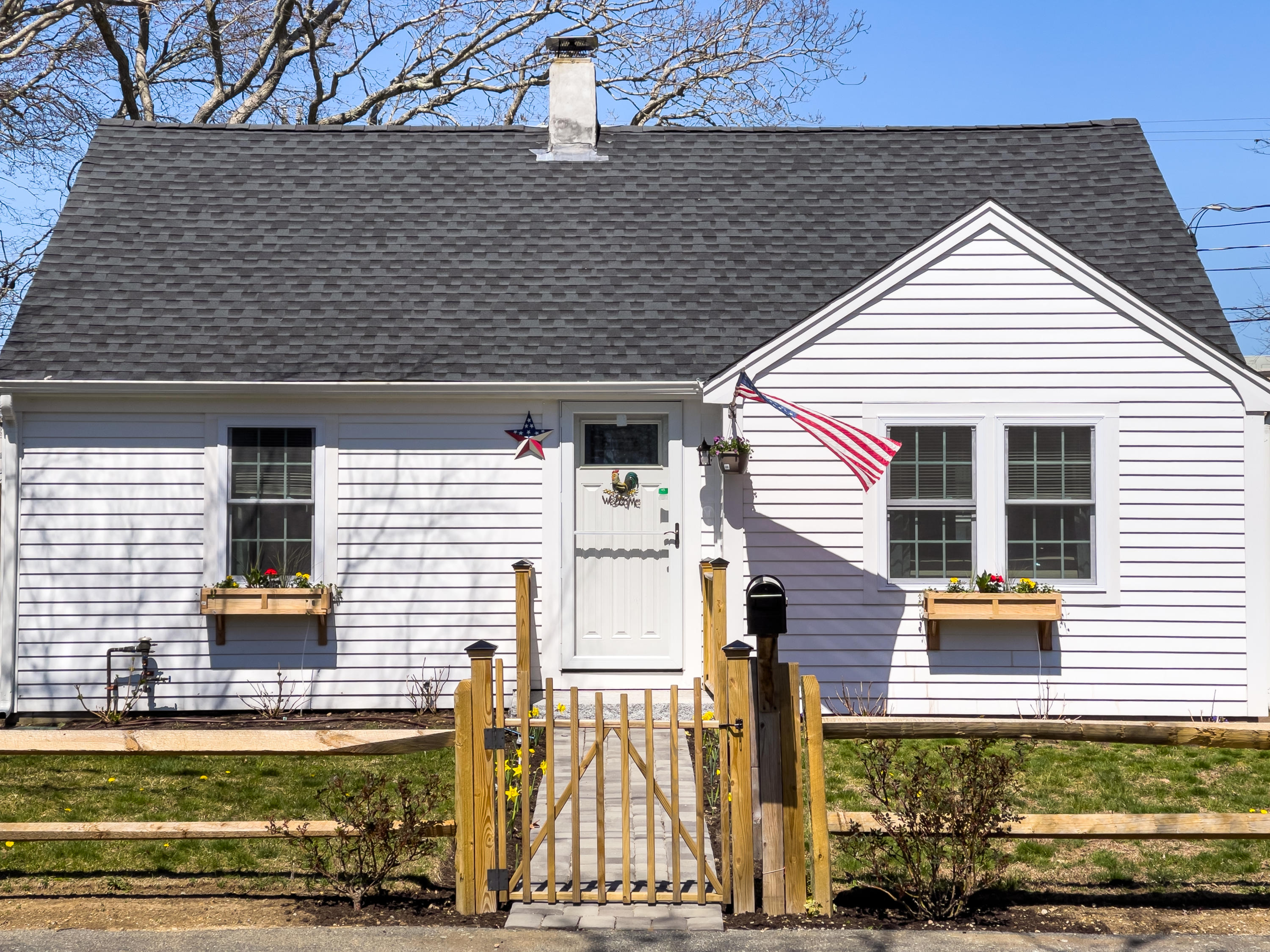 15 Brookshire Road Hyannis, MA 02601 - Photo 3 of 33 front view of a house with a street