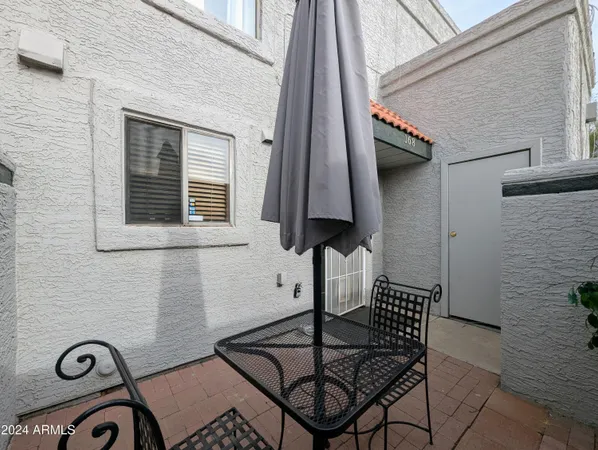 $1,698 | 18239 North 40th Street, Unit 168, Phoenix, AZ 85032