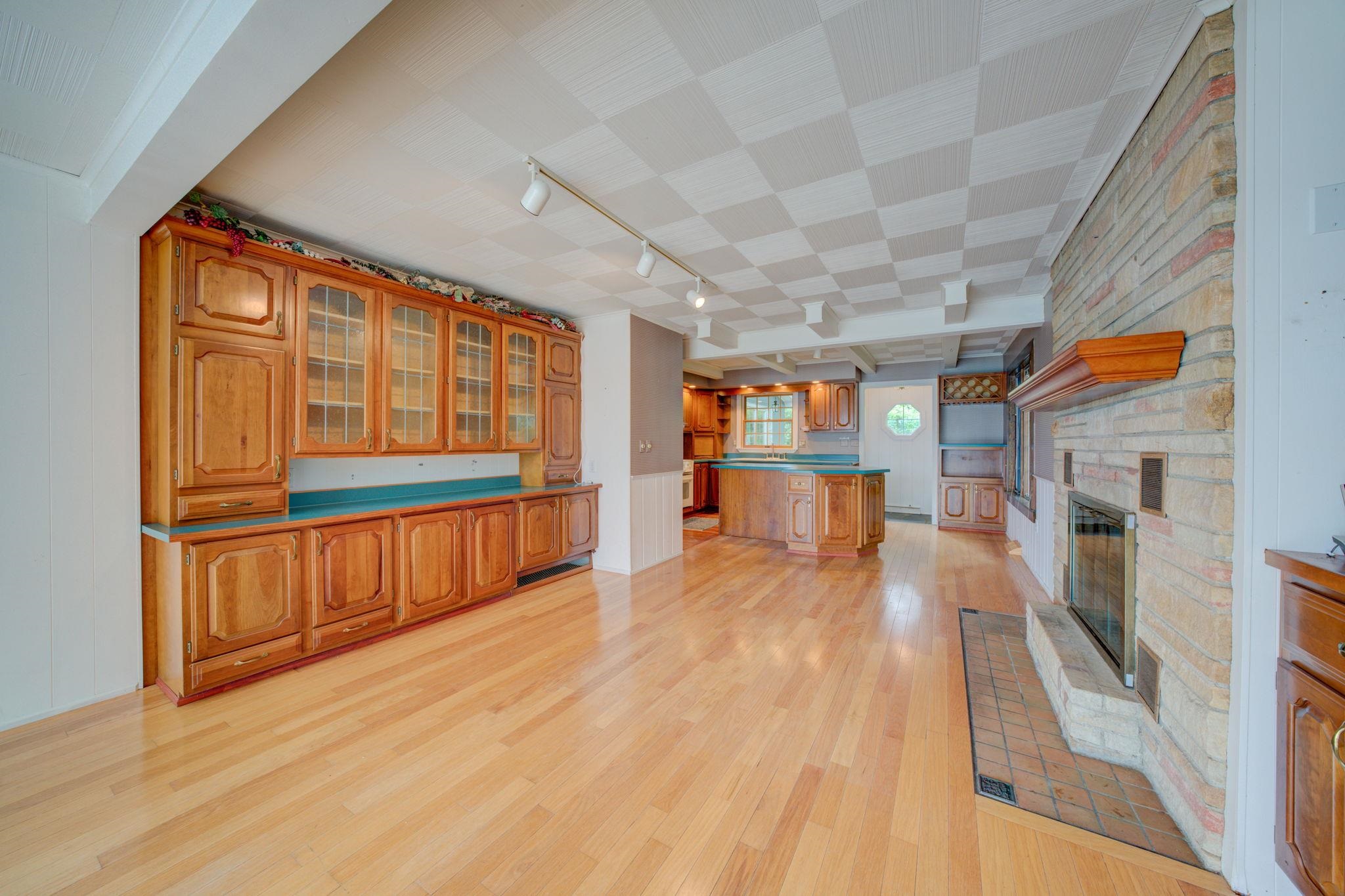 632 South Stony Point Road Suttons Bay, MI 49682 - Photo 16 of 62