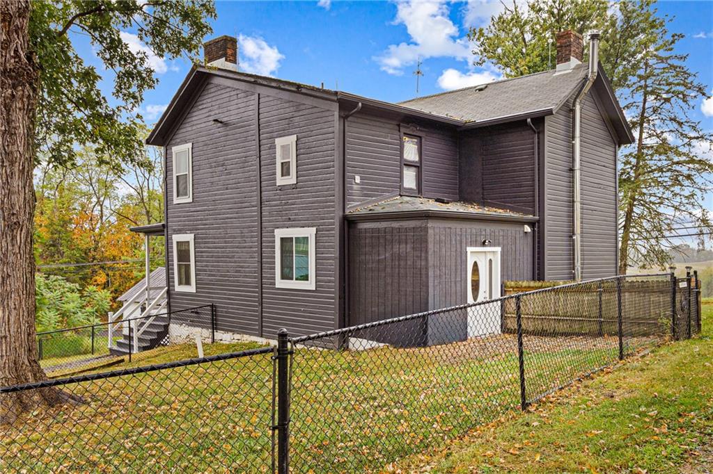 580 Green Valley Road Eighty Four, PA 15330 - Photo 37 of 45 a front view of a house with a yard
