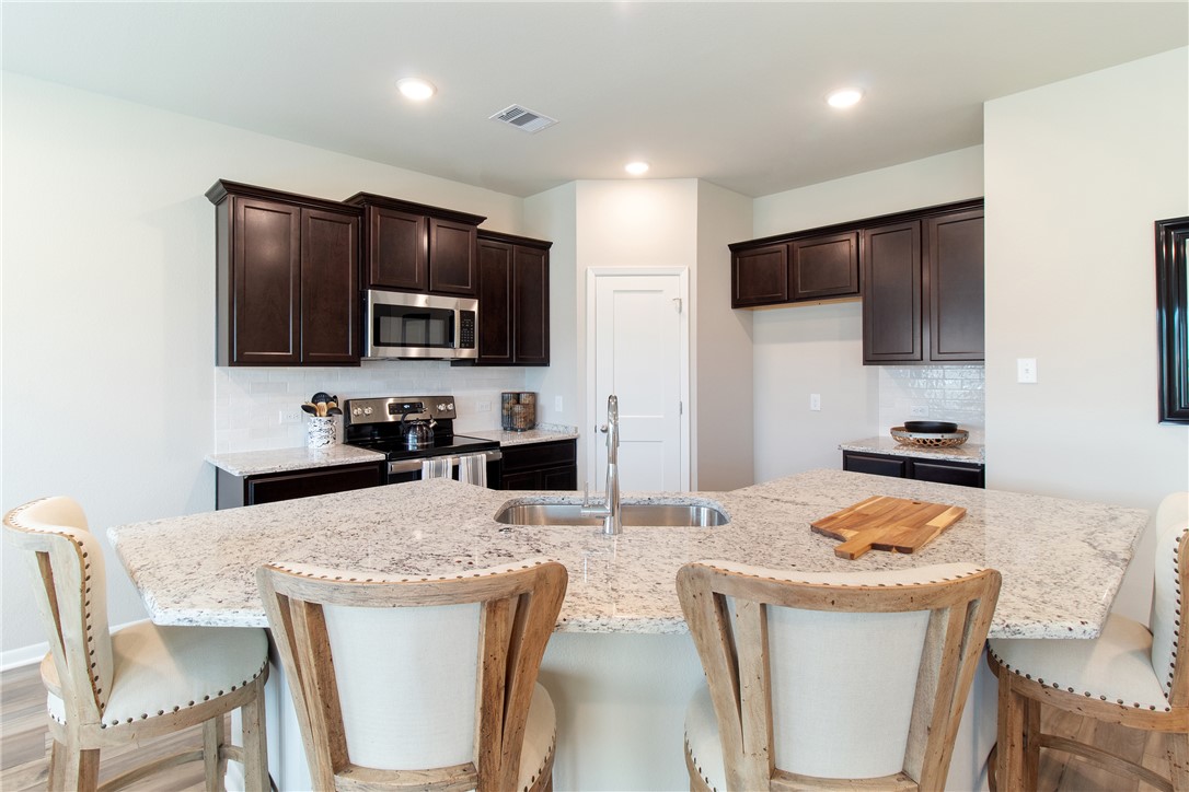 5322 Lyle Place Bryan, TX 77807 - Photo 9 of 19