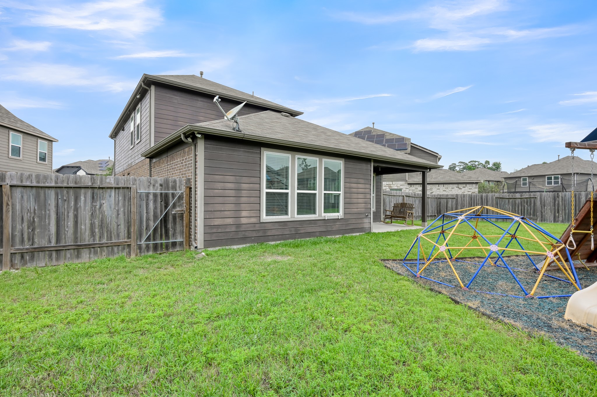 29211 Sequoia Tree Trail Spring, TX 77386 - Photo 24 of 32 a view of backyard with wooden fence and a large tree