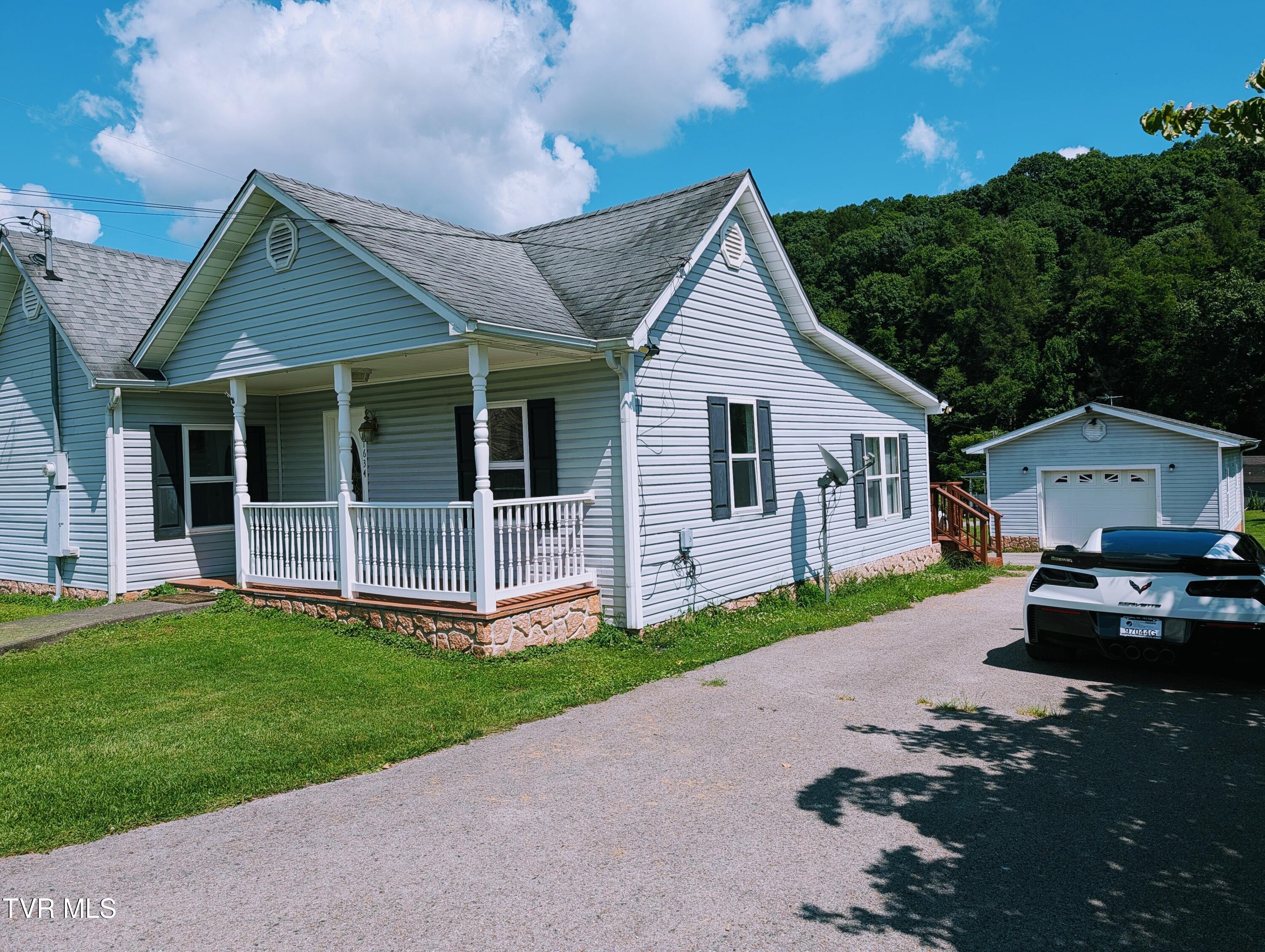 11634 Cambridge Road Coeburn, VA 24230 - Photo 2 of 23 7124