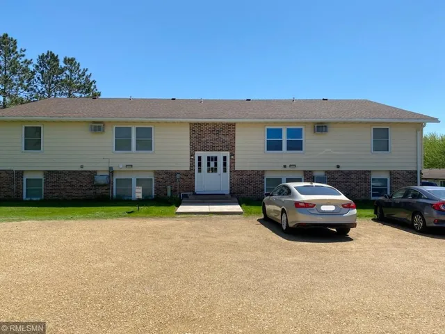 $995 | 710 Hillcrest Street, Unit 10, Baldwin, WI 54002