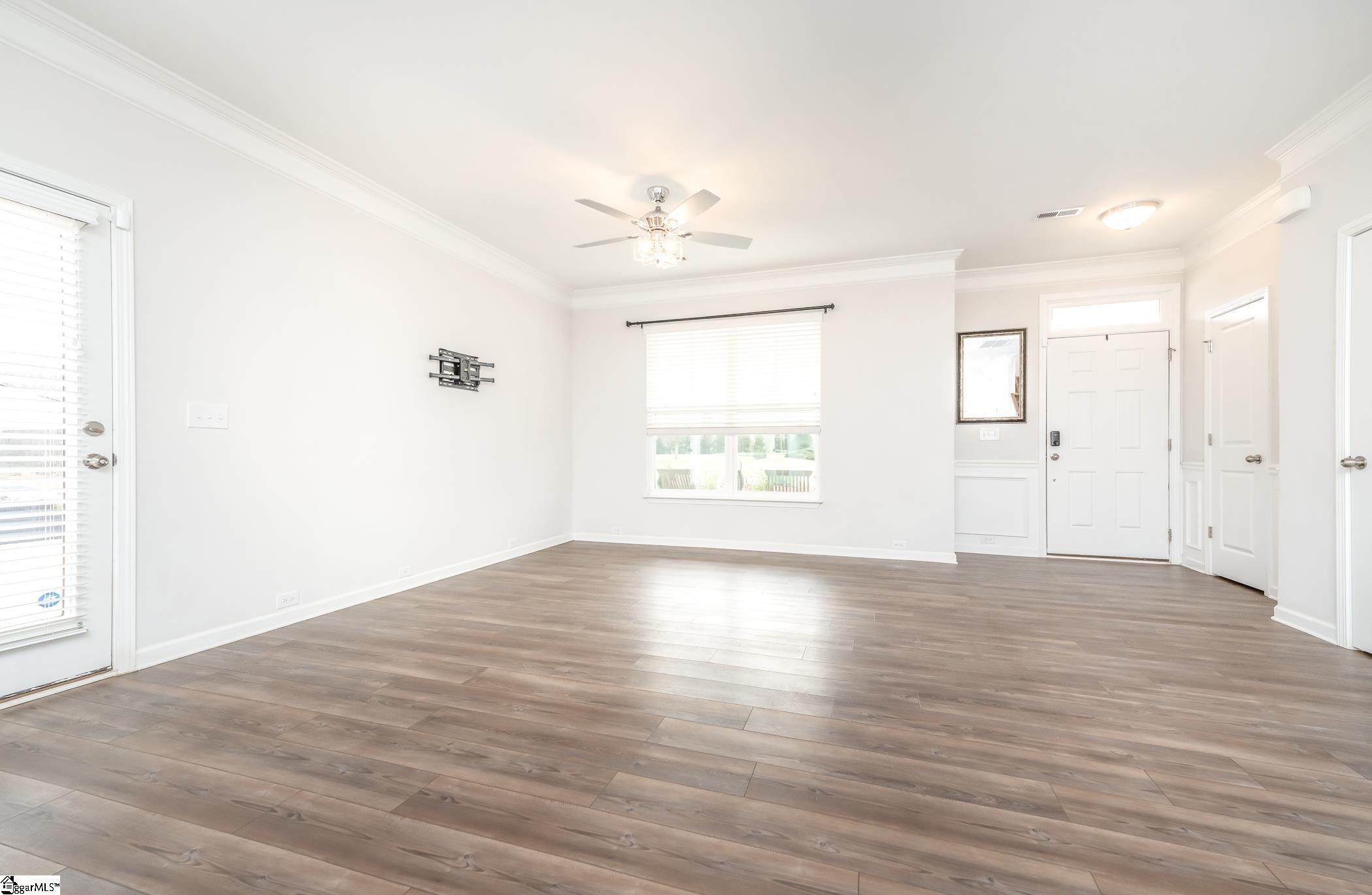 361 Intrepid Court Greer, SC 29650 - Photo 4 of 22 Gallery Image 4