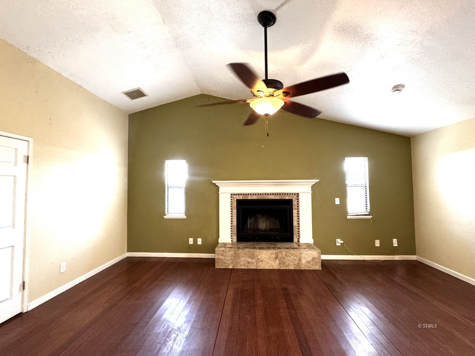 1105 Rebecca Avenue Ridgecrest, CA 93555 - Photo 10 of 27