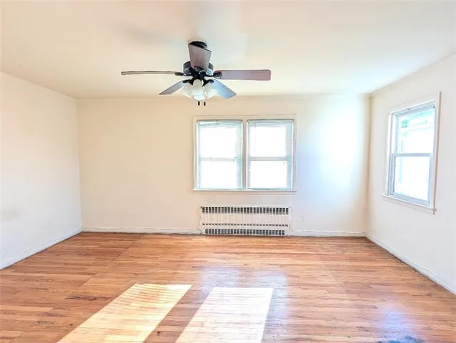 $999,000 | 119 11th Beach | Hammels