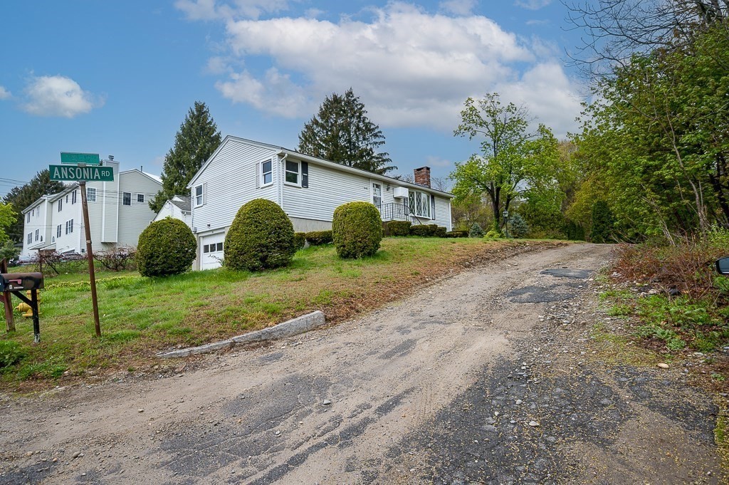 20 Winneconnett Road, Unit 20 Worcester, MA 01605 - Photo 24 of 24