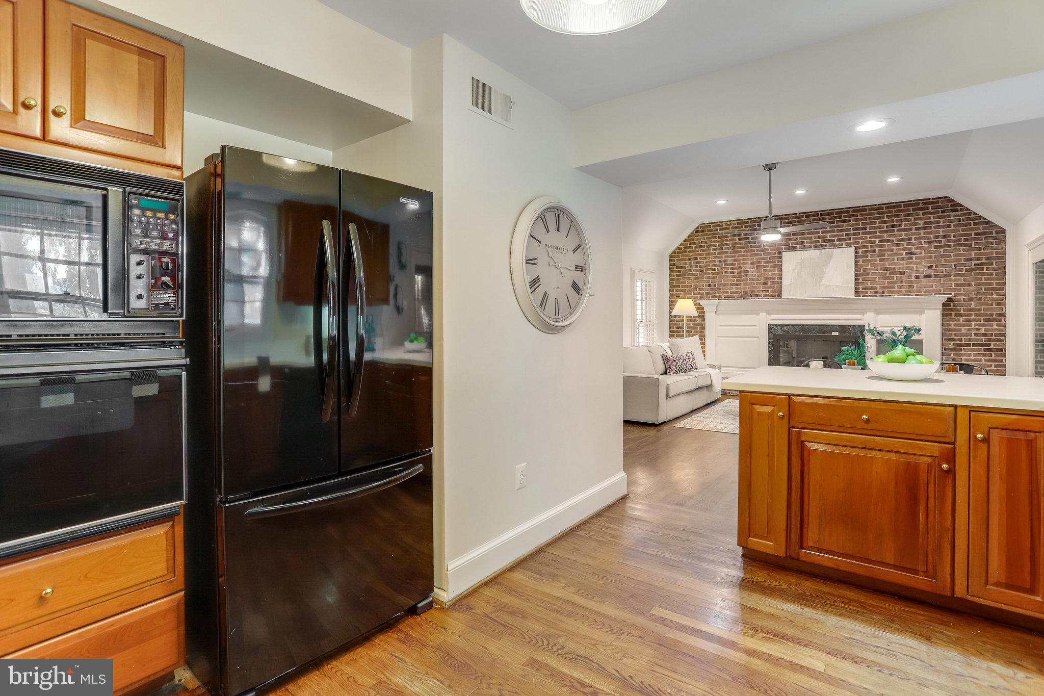 2644 North Glebe Road Arlington, VA 22207 - Photo 11 of 45 Kitchen