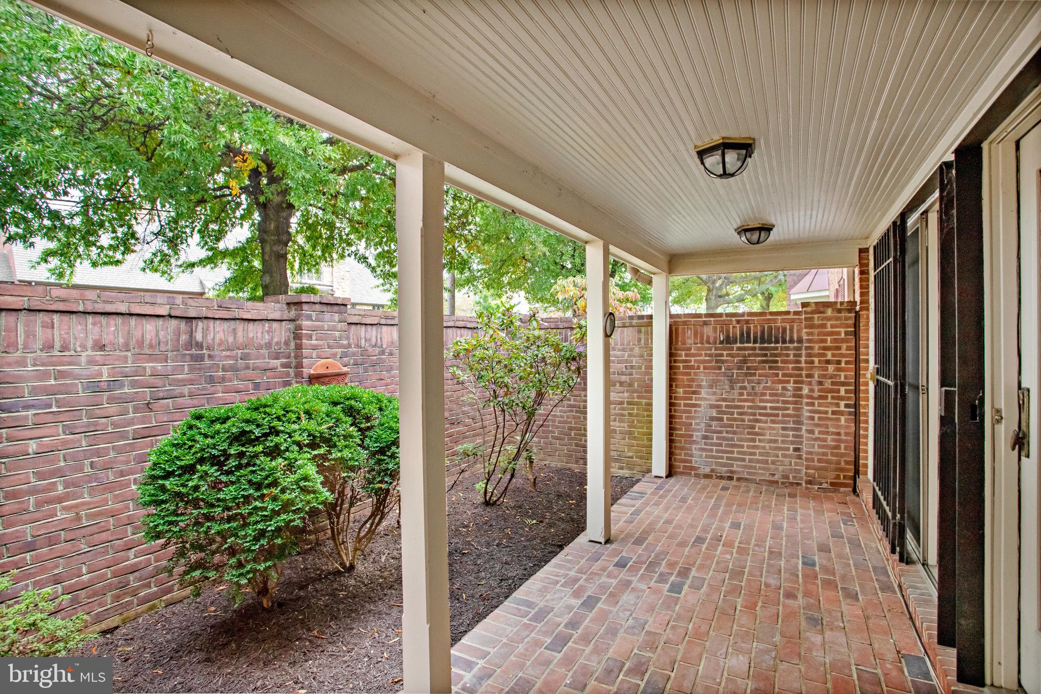 2644 North Glebe Road Arlington, VA 22207 - Photo 40 of 45 1 of 2 patios
