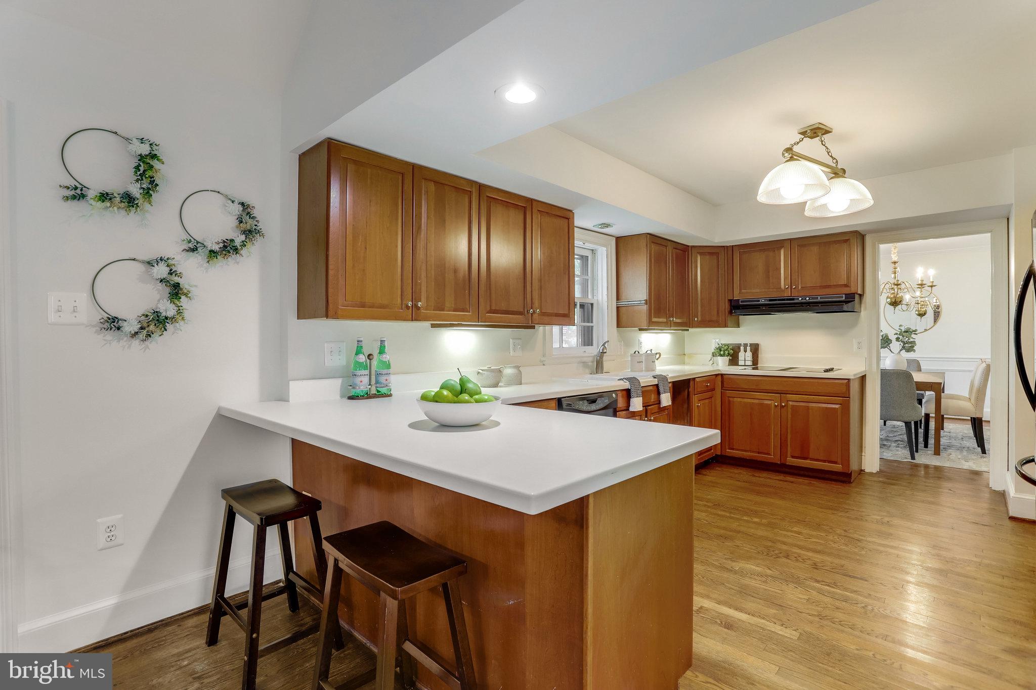 2644 North Glebe Road Arlington, VA 22207 - Photo 9 of 45 Kitchen