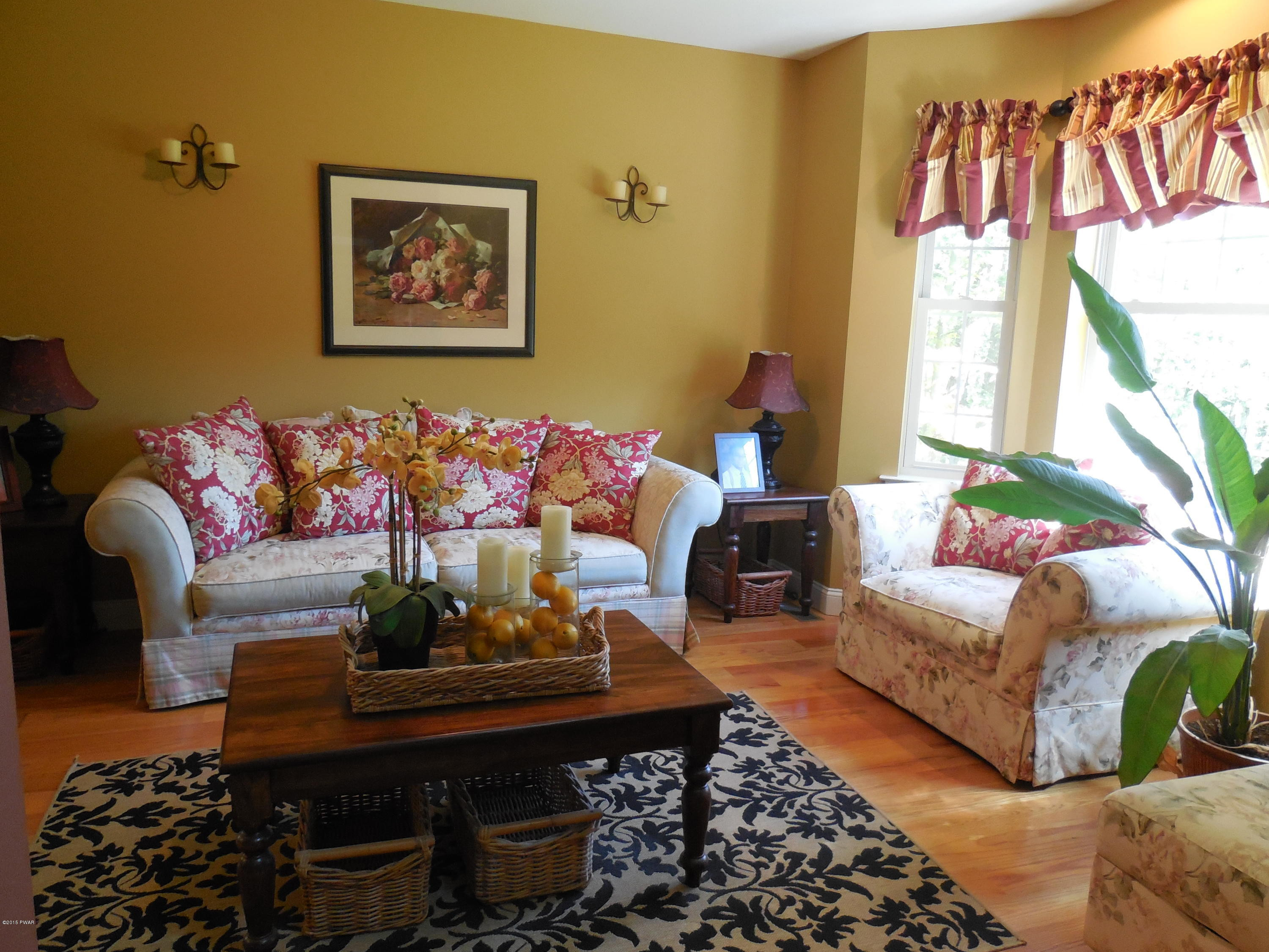 236 Log Tavern Road Milford, PA 18337 - Photo 7 of 71 Gallery Image 7