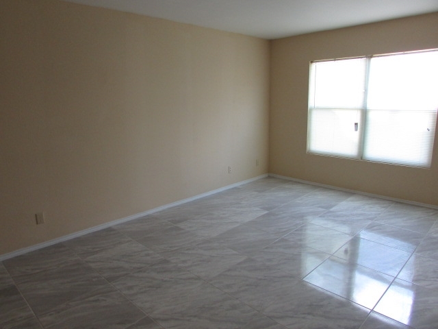 3207 St Isaac Loop Laredo, TX 78046 - Photo 4 of 6 Gallery Image 4