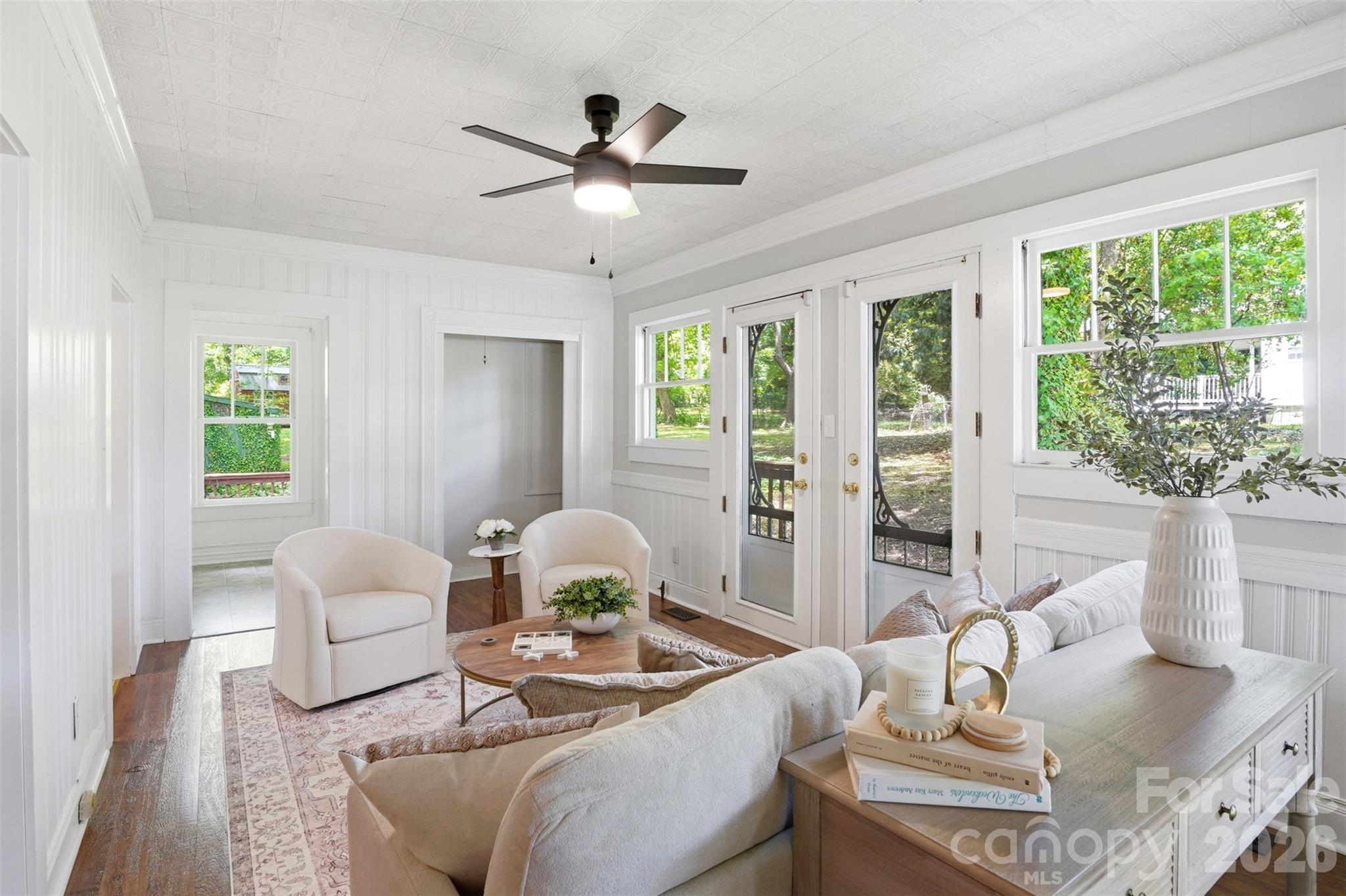 201 Smith Street Clover, SC 29710 - Photo 10 of 34