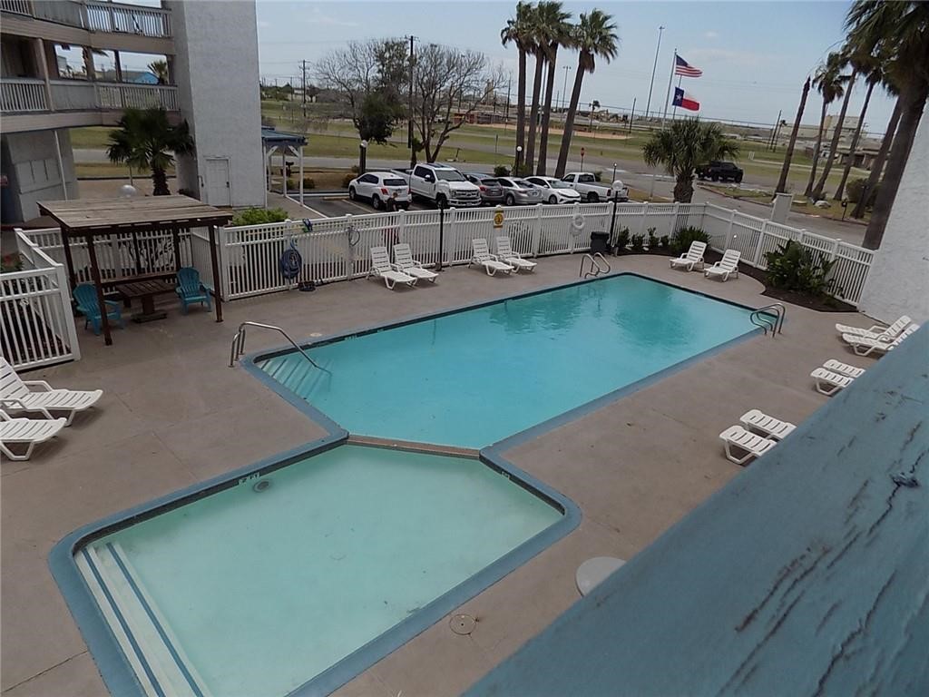 3938 Surfside Boulevard, Unit 3232 Corpus Christi, TX 78402 - Photo 16 of 25