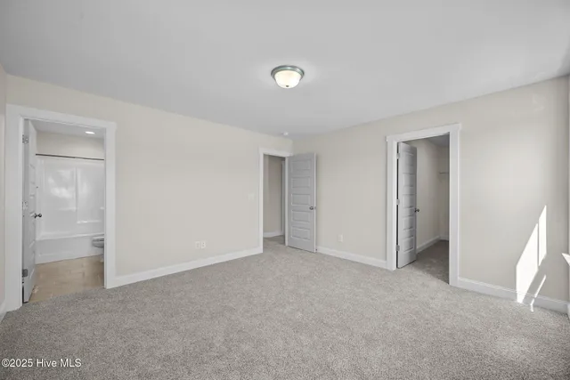 $567,400 | 985 Hunter Grace Drive, Winterville, NC 28590