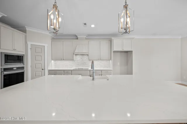 $567,400 | 985 Hunter Grace Drive, Winterville, NC 28590